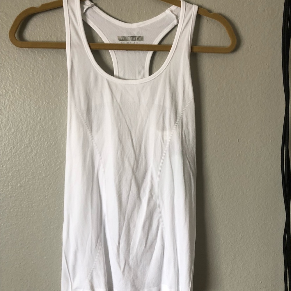 Brand new never worn workout top